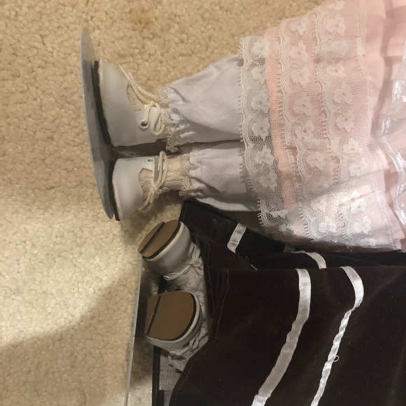 Porcelain Dolls, Dolls - Picture 10 of 12